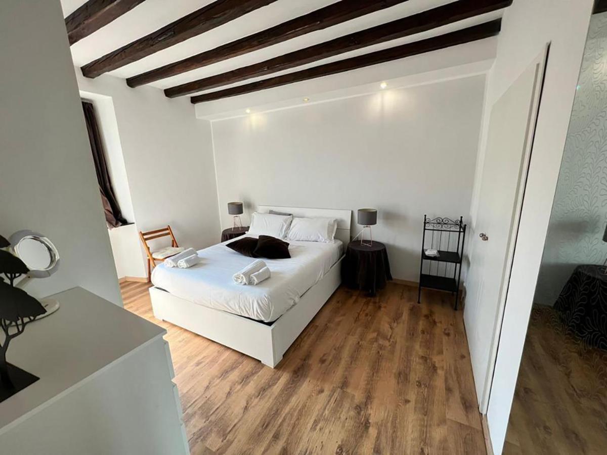 Lovely 1 Bdr Apartment In Paolo Sarpi Milano Exteriör bild